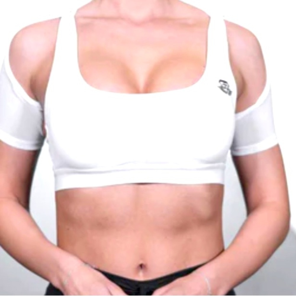 Body Engineer Sportbra with removable sleeves